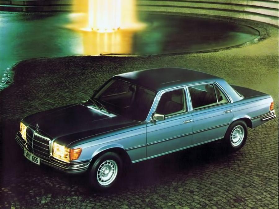  Mercedes-Benz 450 SEL 6.9 (W116) 1975 года  (фото 10 из 27)